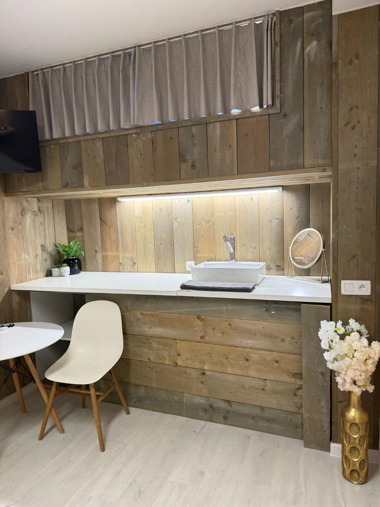 Vernieuwde In Het Centrum Apartamento Brujas